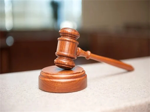 爱国路律师解析银行业的新型白领犯罪